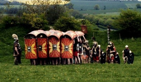 Legionari romani in testuggine