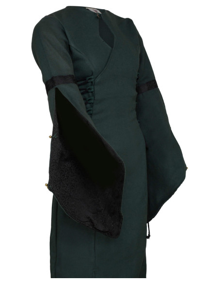 Mittelalterliches Kleid aus Baumwolle...