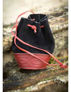 Bolsa limosnera medieval en negro-rojo repujado