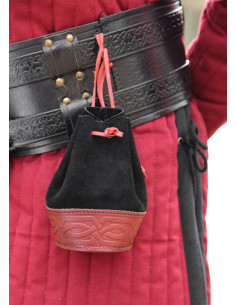 Bolsa limosnera medieval en negro-rojo repujado 2