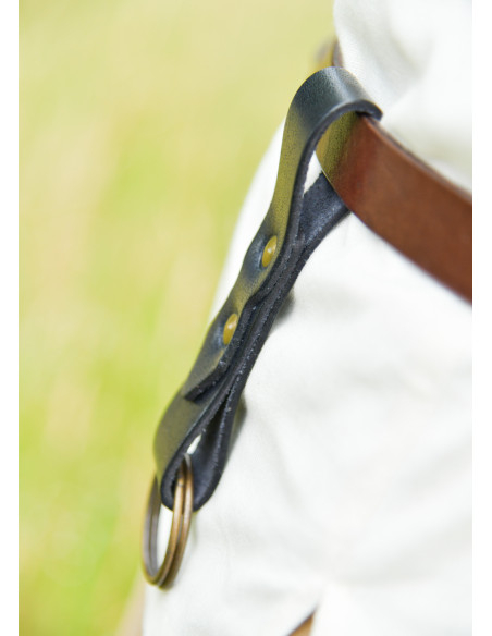 Greb middelalderlige sorte læderkjoler