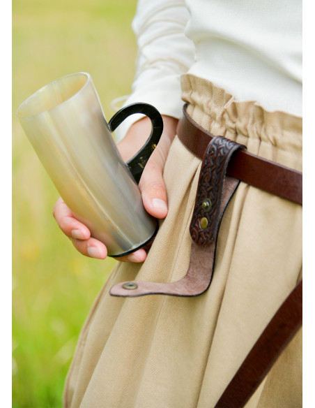 Middeleeuws leren bierfleshouder voor...