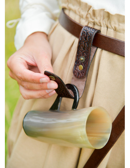 Middelalderhåndtag i læder til krus,...