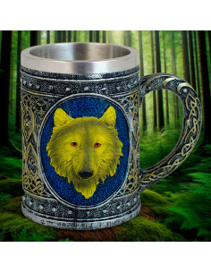 Taza medieval ornamental en resina diseño lobo