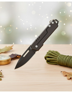 Navaja llavero Albainox, con hoja calada 4 cm.