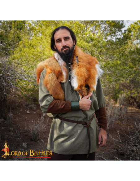 Brazalete medieval en cuero diseño... Brazalete medieval en cuero diseño...