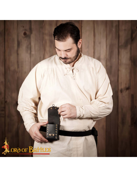 Kleine Ledertasche für den Gürtel,...