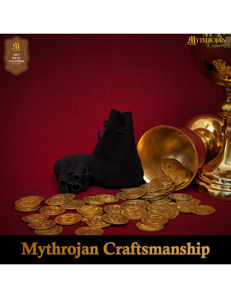 Set van 2 middeleeuwse schoudertassen...