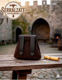 Bolso limosnera medieval modelo Arcana, color marrón 2