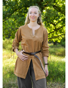 Middelalderbrun Yrsa-models kjortel, slidt finish