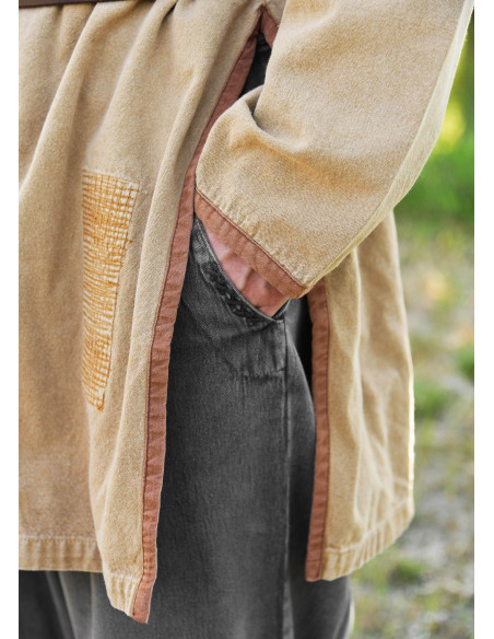 Middeleeuwse beige-bruin versleten...