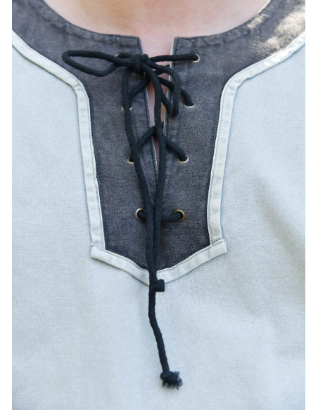 Middelaldergrå slidt tunika model Sigval