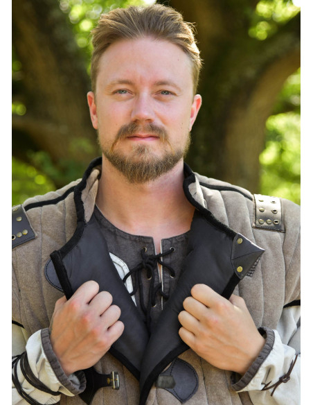 Mittelalterlicher braun-schwarzer...