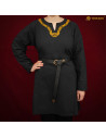Viking tuniek van katoen met lange mouwen, geborduurde hals, zwarte kleur