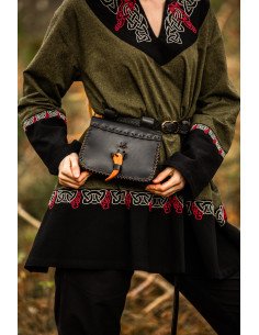 Bolso riñonera medieval en cuero modelo Volmar, color negro 2