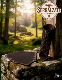 Armbänder für Torwart Silvano aus dunkelbraunem Wildleder 2