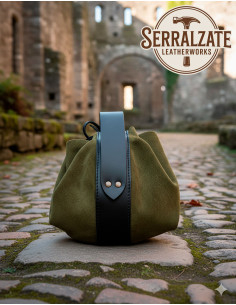 Bolso limosnera medieval cuero modelo Celira, color verde 2