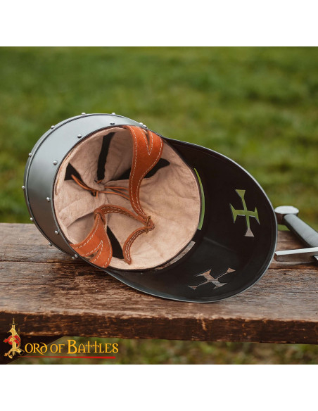 Ritterhelm des Templerritters aus dem...