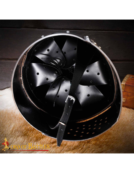 Großer Templerhelm aus poliertem...