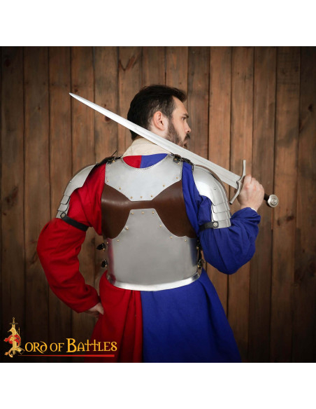 Middeleeuwse ridderharnas van staal...