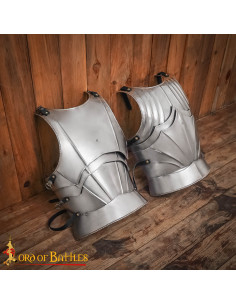Coraza gótica medieval siglos XV-XVI en acero (calibre 16)