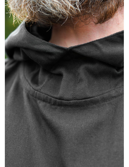 Anselmo-munkedragt i sort-naturfarvet