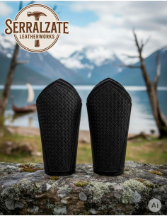 Grebas vikingas escamas en cuero negro