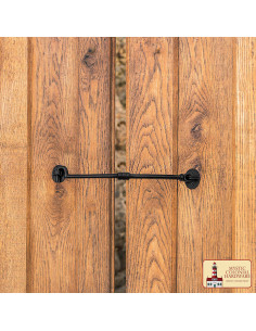 Rustiger Riegel mit Haken und Auge für Holztür