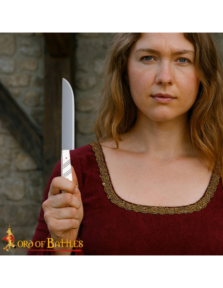 Cuchillo medieval de cocina con mango...