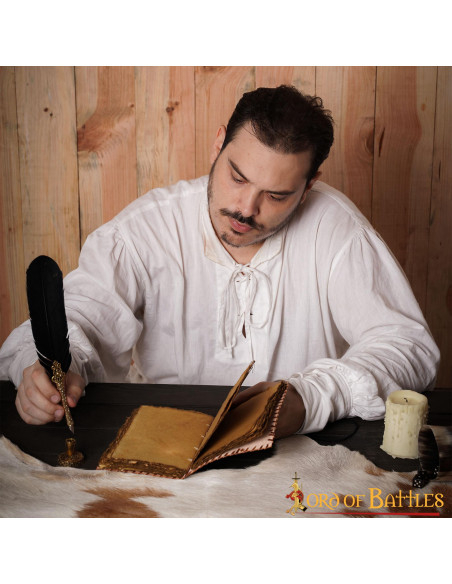 Middeleeuws dagboek met leren omslag...