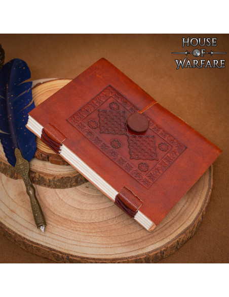 Middeleeuws dagboek met leren omslag...