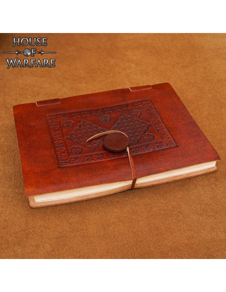 Middeleeuws dagboek met leren omslag...