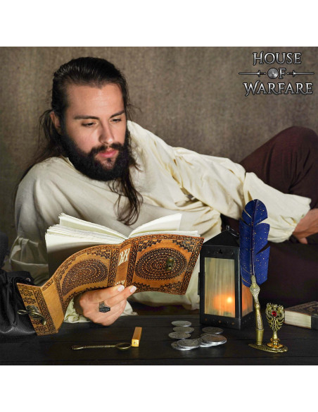 Medieval dagbog med læderomslag,...