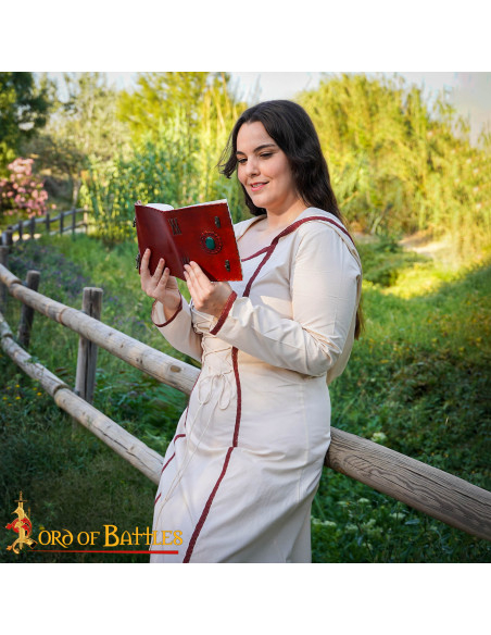 Medieval dagbog med læderomslag,...