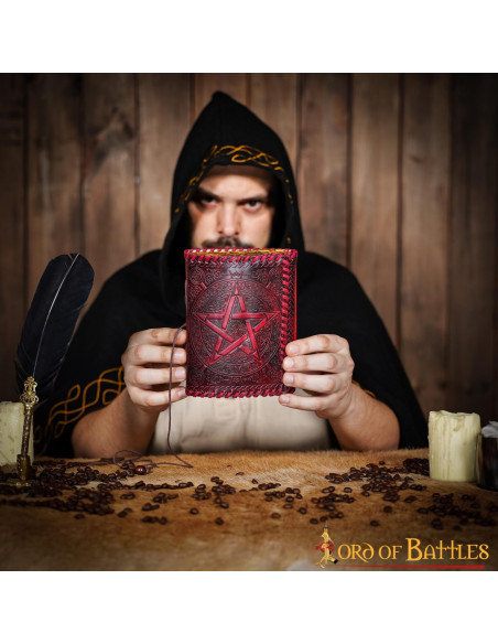 Medieval dagbog med læderomslag,...