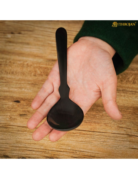 Set 2 middeleeuwse lepels van ossehoorn