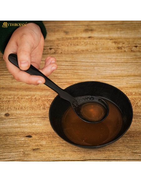 Sæt med 2 middelalderske skeer i...