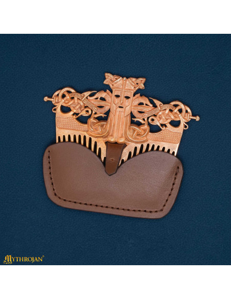 Peine vikingo en bronce con funda...