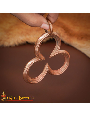 Mittelalterlicher Anhänger aus Bronze mit Kleeblatt-Design