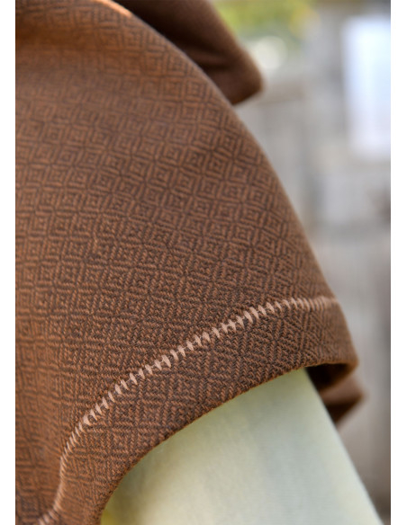 Middeleeuwse Kap van Bruin Wol...