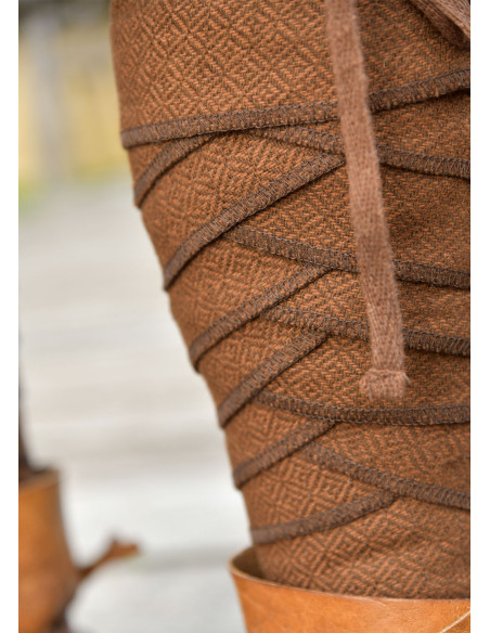 Vikinger Wickel aus brauner Wolle im...