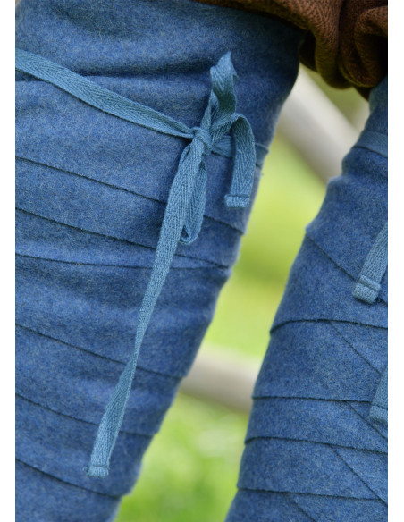 Vikingische Winingas aus blauer Wolle...