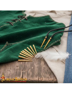 Set 10 herretes medievales en latón para cordones