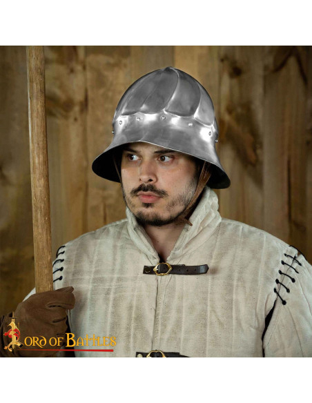 Middeleeuwse Bourgondische helm uit...