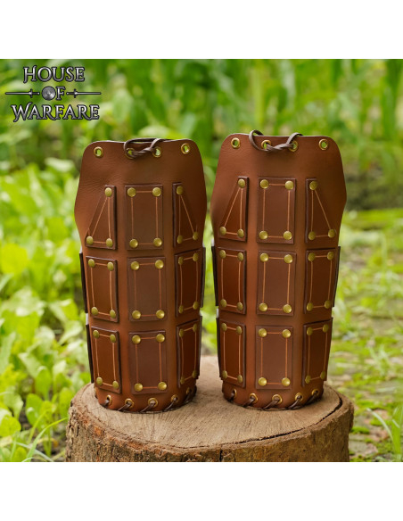 Hombreras medievales en cuero marrón...