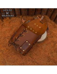 Middeleeuwse schouderstukken van bruin leer model Bohemond 2