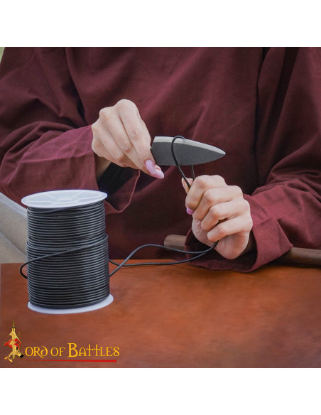 Rullesnor i ægte sort læder, 100 meter