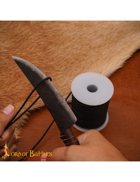 Rulle af ægte læder snor, 25 meter