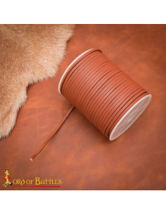 Spoel van echt bruin leer, 50 meter