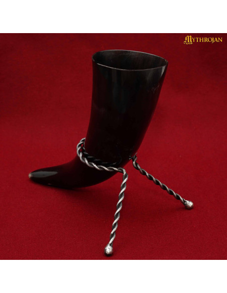 Vikinge-keltisk hornholder i stål med...